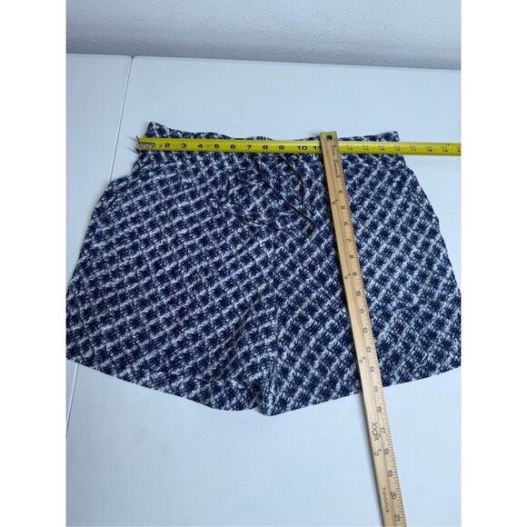 a.n.a. Women’s Elastic Waist Drawstring 2 Pockets Satin Shorts Size M Blue White - Picture 6 of 10
